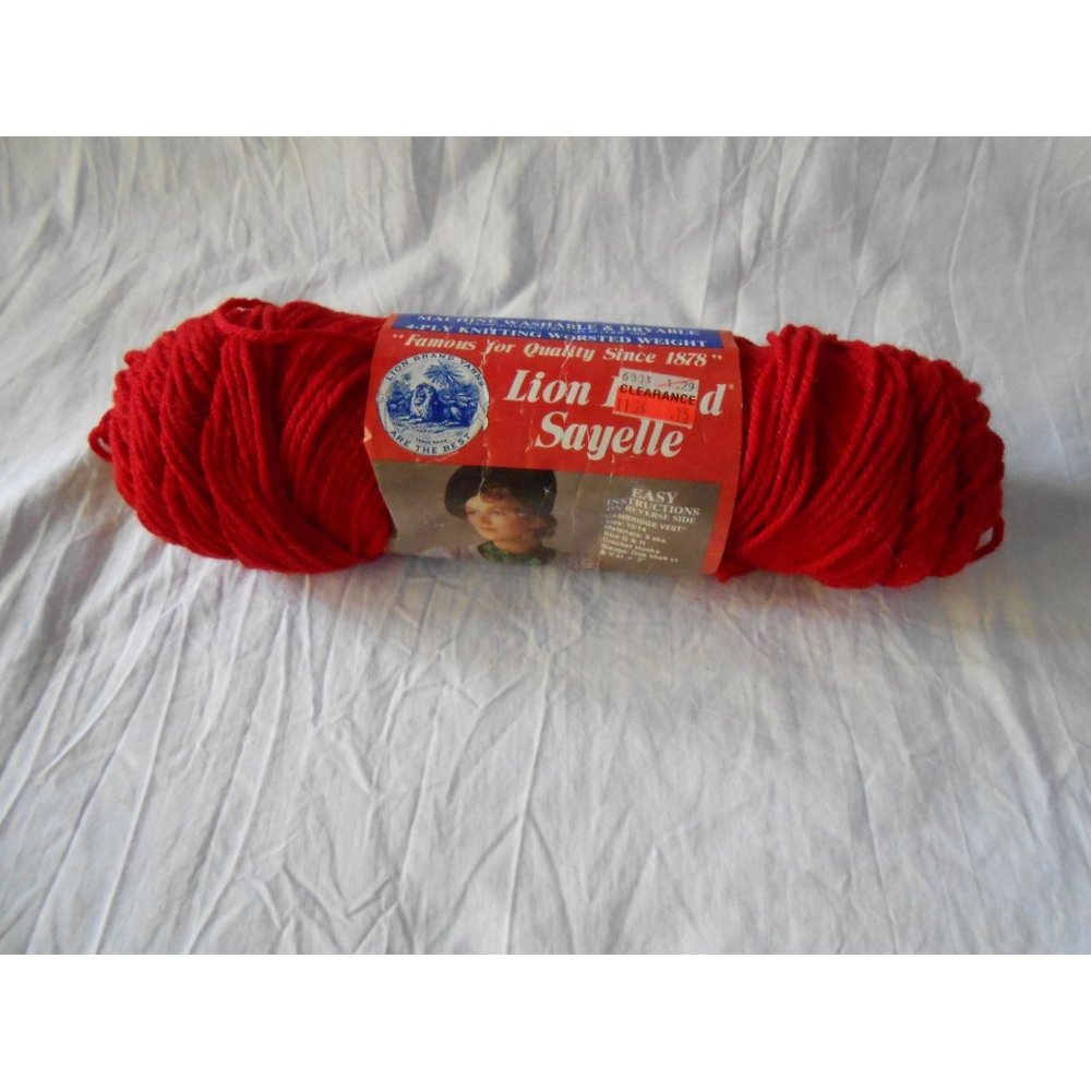 NEW Lion Brand Sayelle Knit Yarn Red 112 Acrylic 3.5 OZ‎ 4 PLY worsted 1 Skein